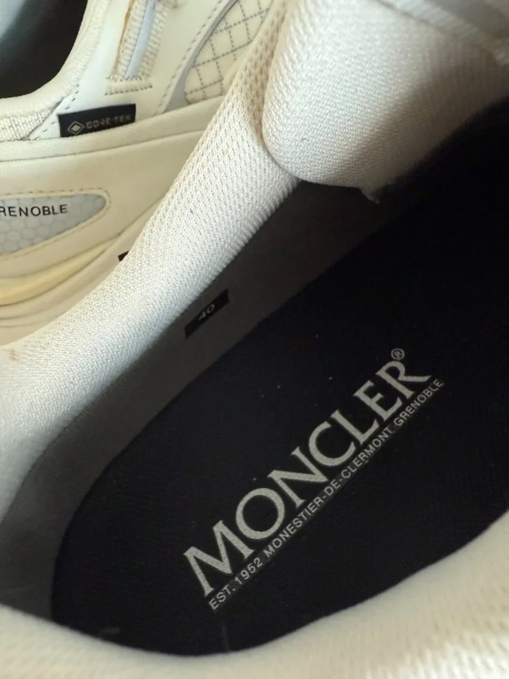 Moncler Grenoble Trailgrip GTX GORE-TEX White 40